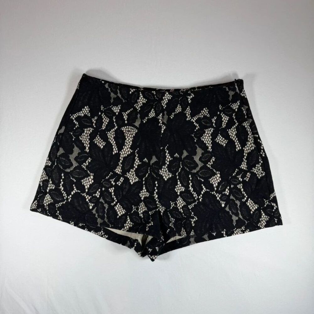 She + Sky Black Floral Lace Shorts Size Small S Nude Lining High Waisted
